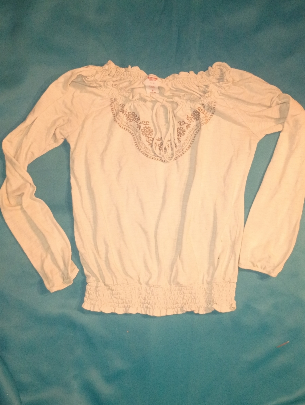 Women's White Embroidered Long-Sleeve Peasant Blouse
